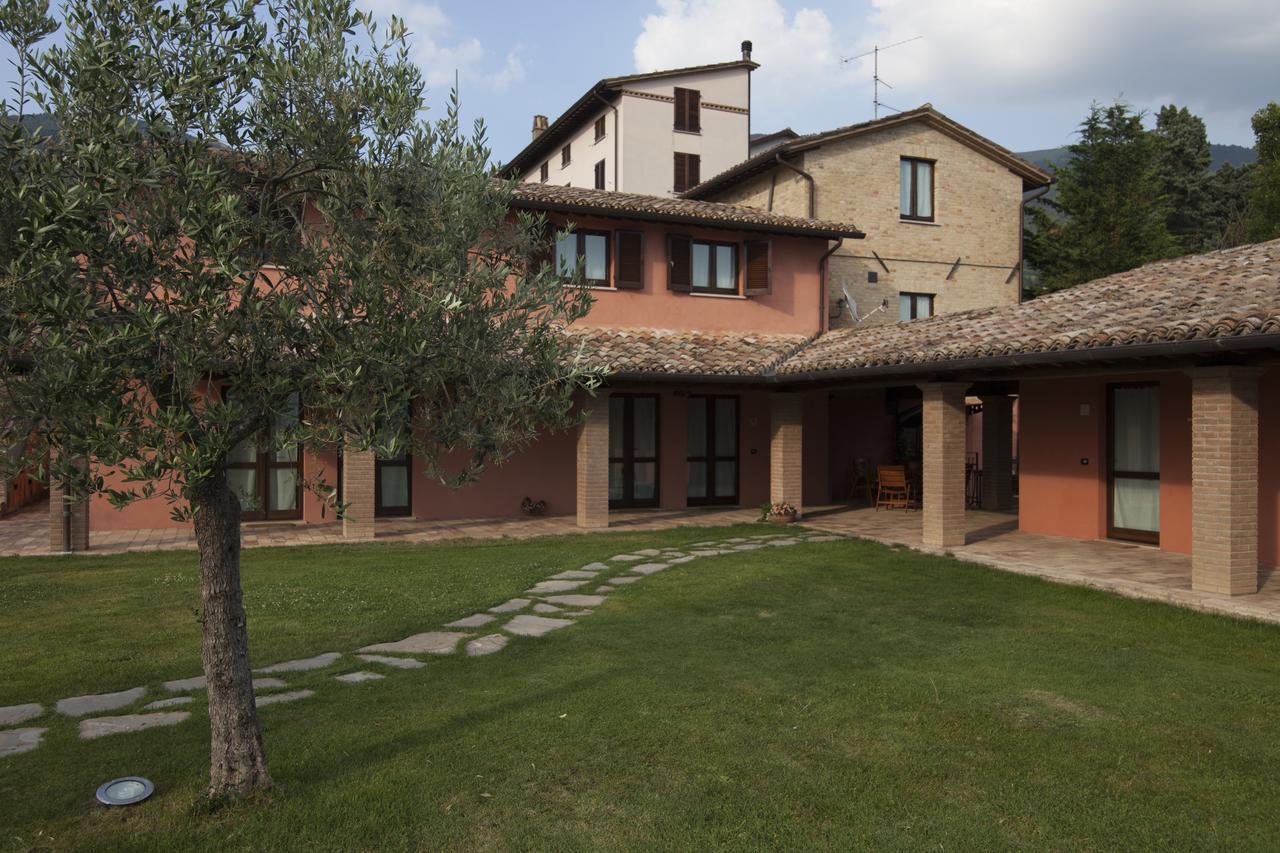 Penzion Country House Poggio Fiorito Assisi Exteriér fotografie